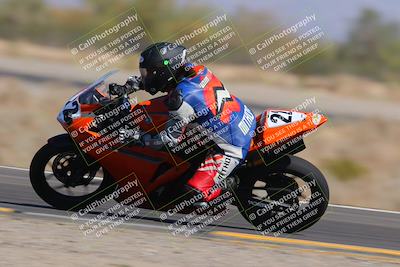 media/Oct-09-2022-SoCal Trackdays (Sun) [[95640aeeb6]]/Turn 15 Inside Distant Pans (1145am)/